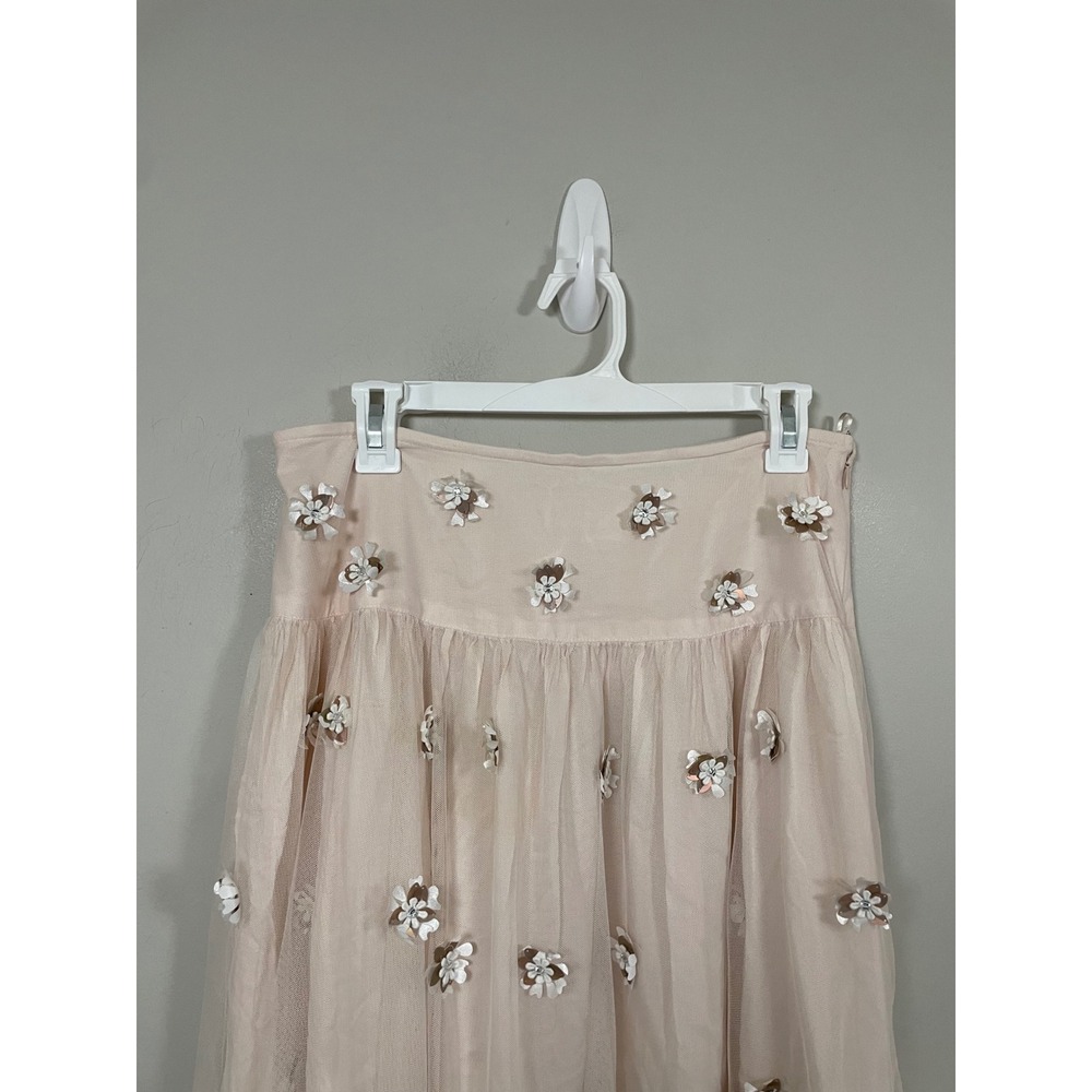 By Anthropologie Billie Textured Tulle Skirt with Flower Appliques Size 4 - Picture 3 of 12
